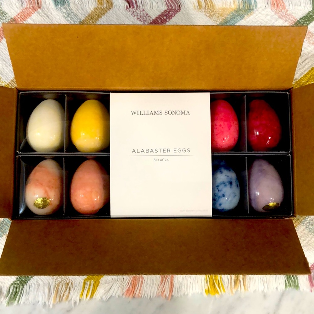 Williams Sonoma Alabaster Eggs Set of 24 Italy